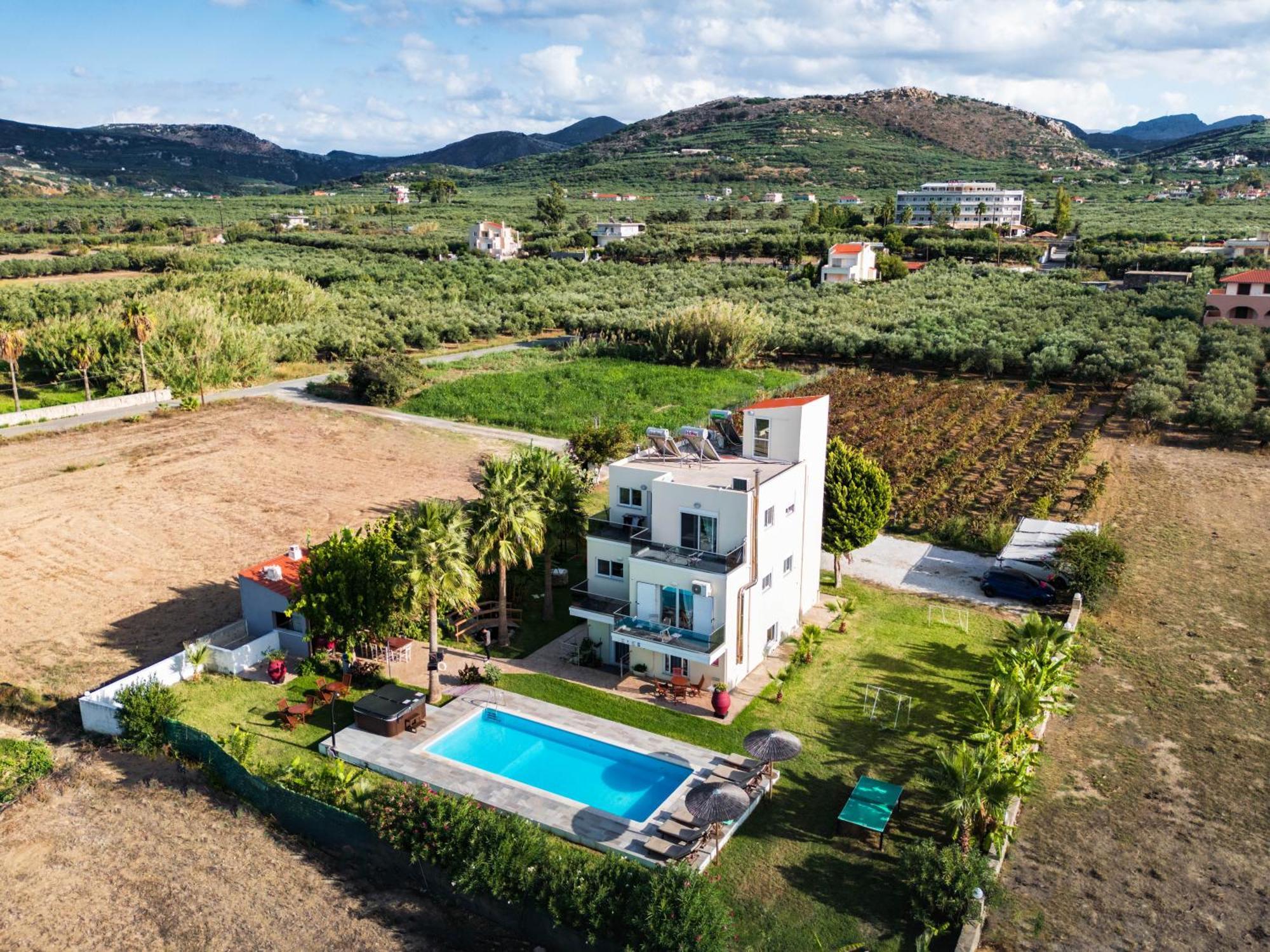 Martimi Apartments - 200M From Drapanias Beach - Pool - Hot Tub - Sauna - Bbq Kíssamos Eksteriør billede